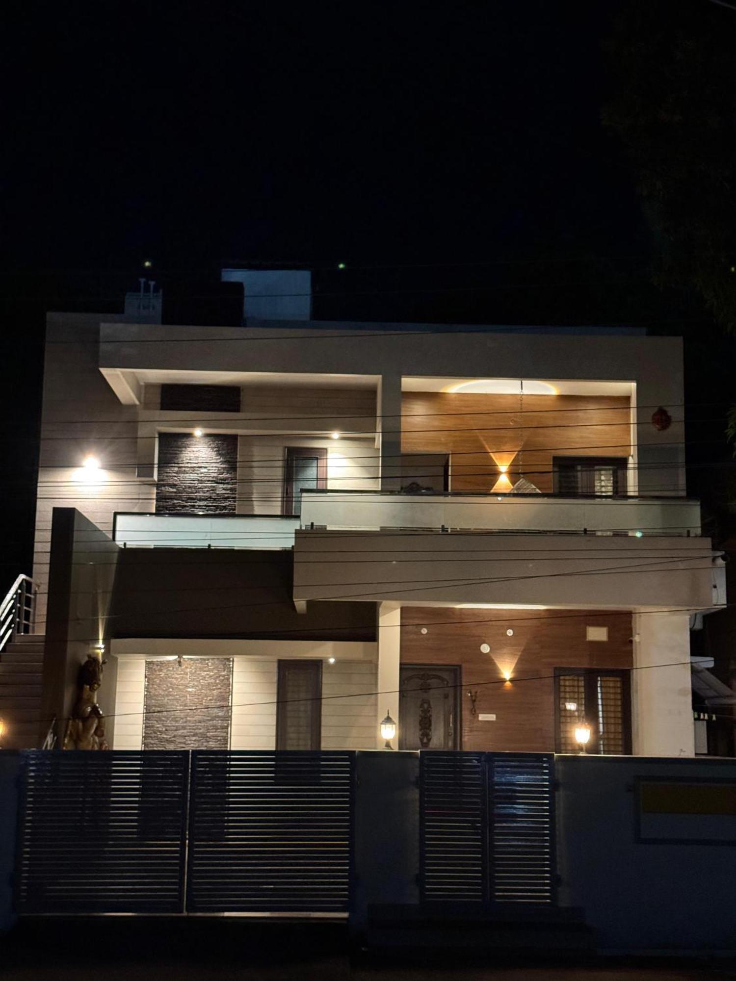 Home Stay At Sriram Villa Kumbakonam Buitenkant foto